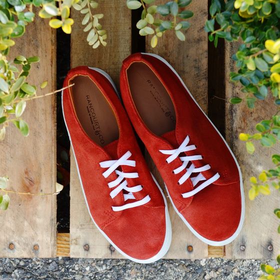 Court Classic Low - Red Orion Fleshout, view 3